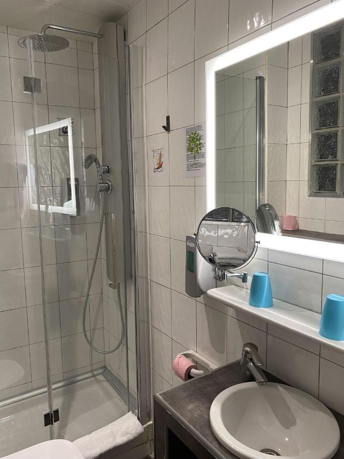 Le Strasbourg Hotel Montpellier Szoba fotó